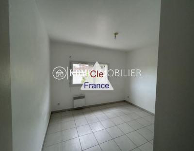 Appartement De 91m2 - Residence Au Calme Avec Piscine - La Baume Loubiere