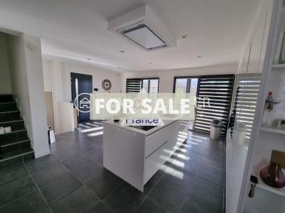 Superbe Villa Moderne T5 De 132m2 Avec Bel Exterieur Et Piscine - Secteur Les Roubauds