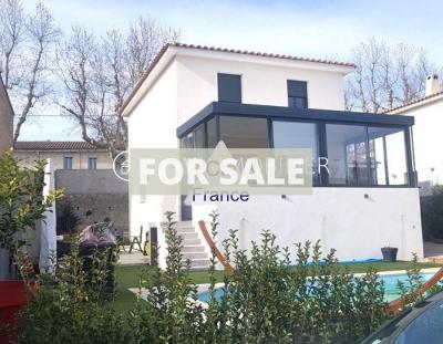 Superbe Villa Moderne T5 De 132m2 Avec Bel Exterieur Et Piscine - Secteur Les Roubauds