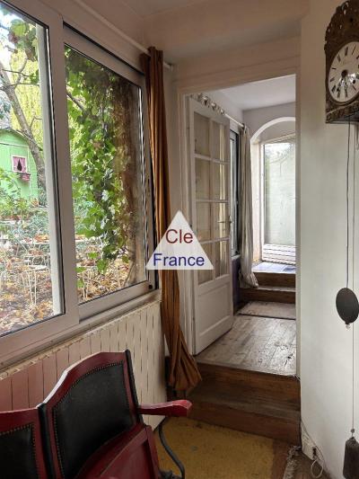 Paris Apartment with Private Garden in 18th Arrondissement