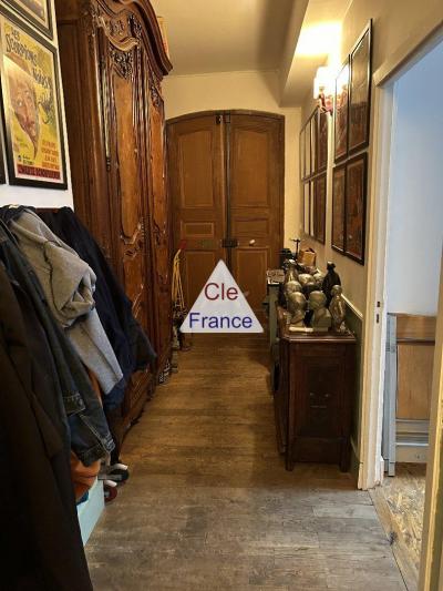 Paris Apartment with Private Garden in 18th Arrondissement