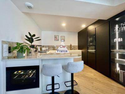 Apartment with Views from Balconies