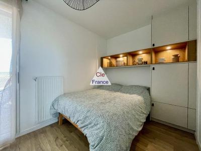 Apartment with Views from Balconies