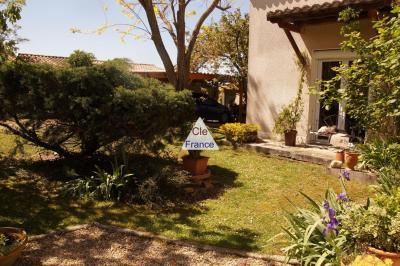Beautiful Detached House in the Lovely Garden