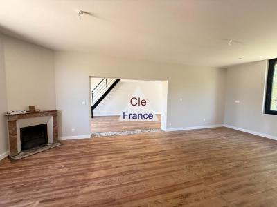 Fully Renovated Detached House with Garden