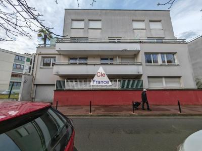 First Floor Apartment in Paris Suburb