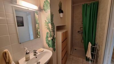 Recently Renovated Pretty Village House