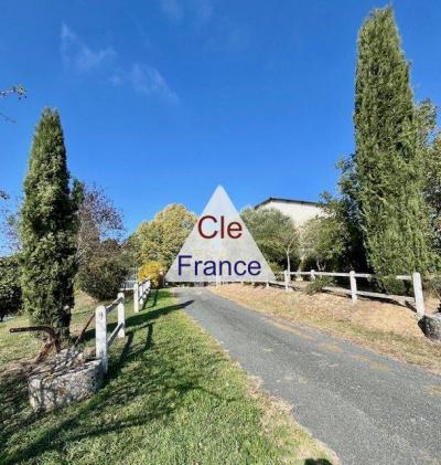 Large Farm House with Swimming Pool