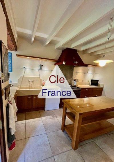 Large Farm House with Swimming Pool