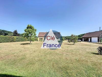 Detached Country House with Outbuilding