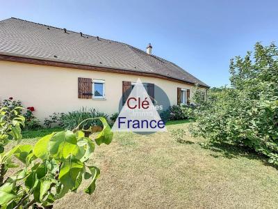 Detached Country House with Outbuilding