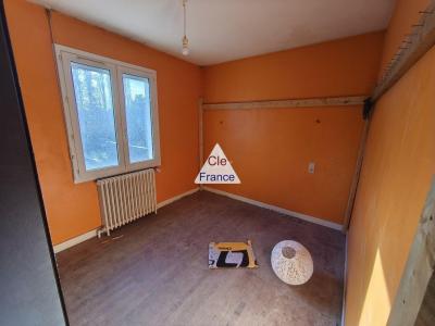 Detached House with Garden