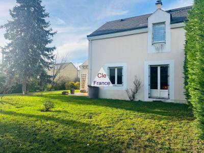 Family Home in Charming Rural Sector