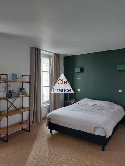 Splendid Apartment in Top Quality Fittings