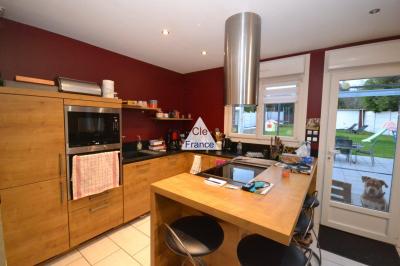 Detached House with Garden, Lovely Family Home