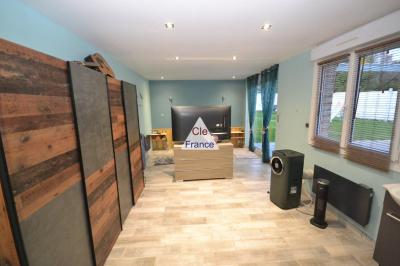 Detached House with Garden, Lovely Family Home