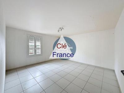 Detached Country House with Outbuilding