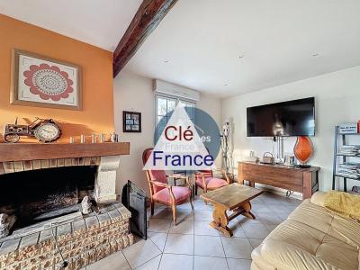 Detached Country House with Outbuilding