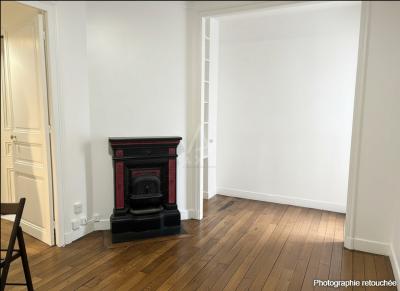 Paris Apartment on the Second Floor