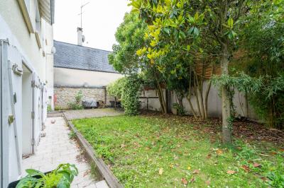 Beautiful House just North-East of Paris