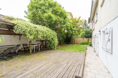 Beautiful House just North-East of Paris