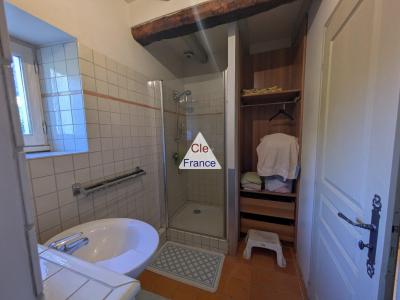 Manor House Style Property with Garden