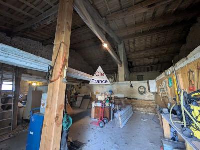 Manor House Style Property with Garden