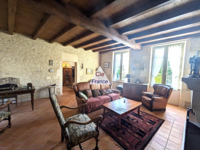 Manor House Style Property with Garden