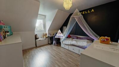 Detached House with Garden, Lovely Family Home