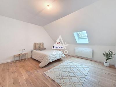 Recently Built Detached House with Garden