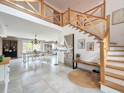 Recently Built Detached House with Garden