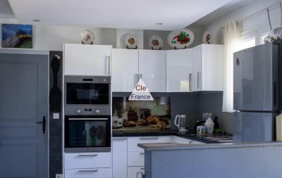 Detached House with Beautiful Landscaped Garden