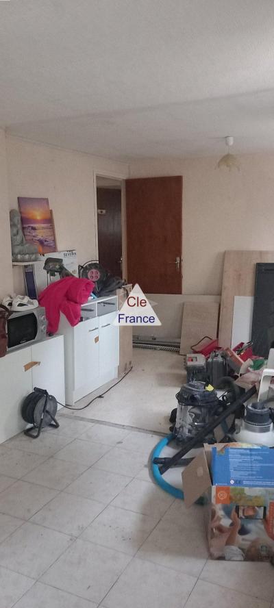 Detached House with Garden