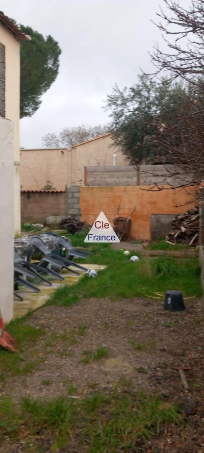 Detached House with Garden