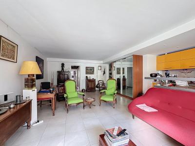 Paris Apartment with Private Garden