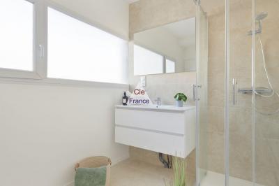 Lovely Newly Renovated Apartment