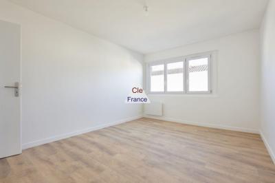 Lovely Newly Renovated Apartment