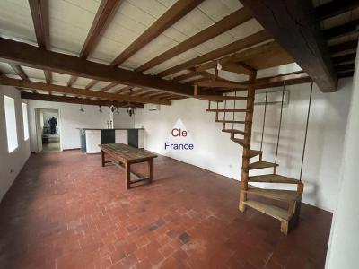 Former Farmhouse with Garden and Outbuilding