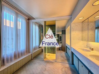 Beautiful House with Character and Garden