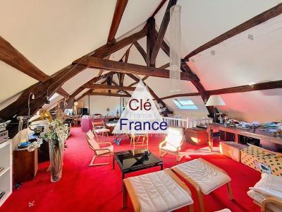 Beautiful House with Character and Garden