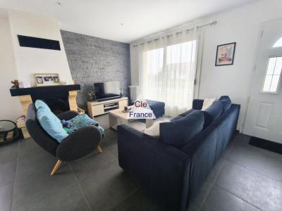 Detached House with Landscaped Garden