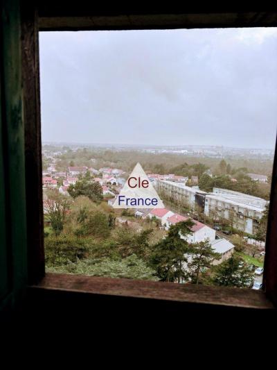 Duplex Apartment in Heart of Town