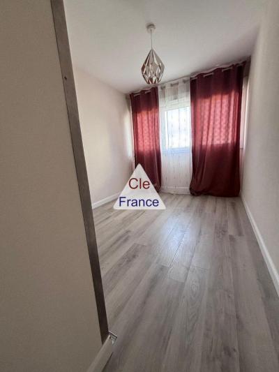 Apartment with Views from the Balcony