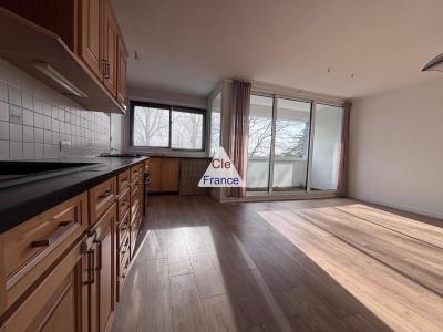 Apartment with Views from the Balcony