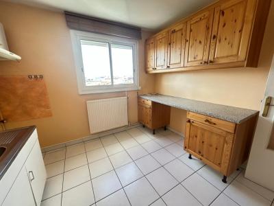 Toulouse Apartment on Top Floor Affording you a View