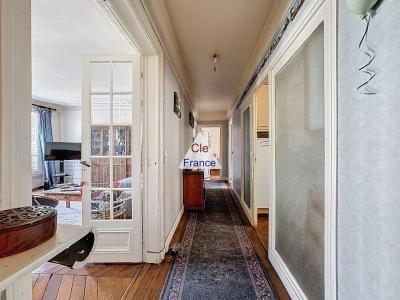 Paris Apartment For Sale in 18th Arrondissement