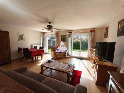 Comfortable Detached House with Garden