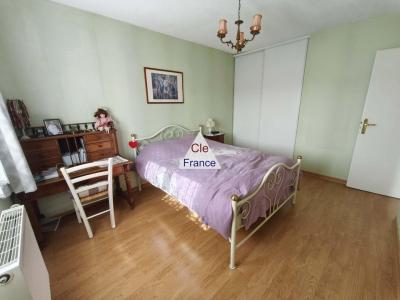 Comfortable Detached House with Garden