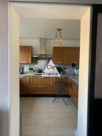 Town House with Neat Garden