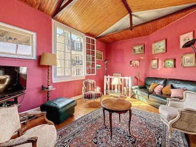 Paris Apartment in 18th Arrondissement